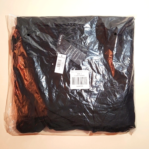 ❤️NWT VINTAGE TORRID SWIM COVER - MESH SMOCKED WAIST BEACH MINI DRESS COVER-UP - Picture 4 of 12